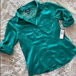 IZ Byer Ladies Emerald Green Silk Blouse